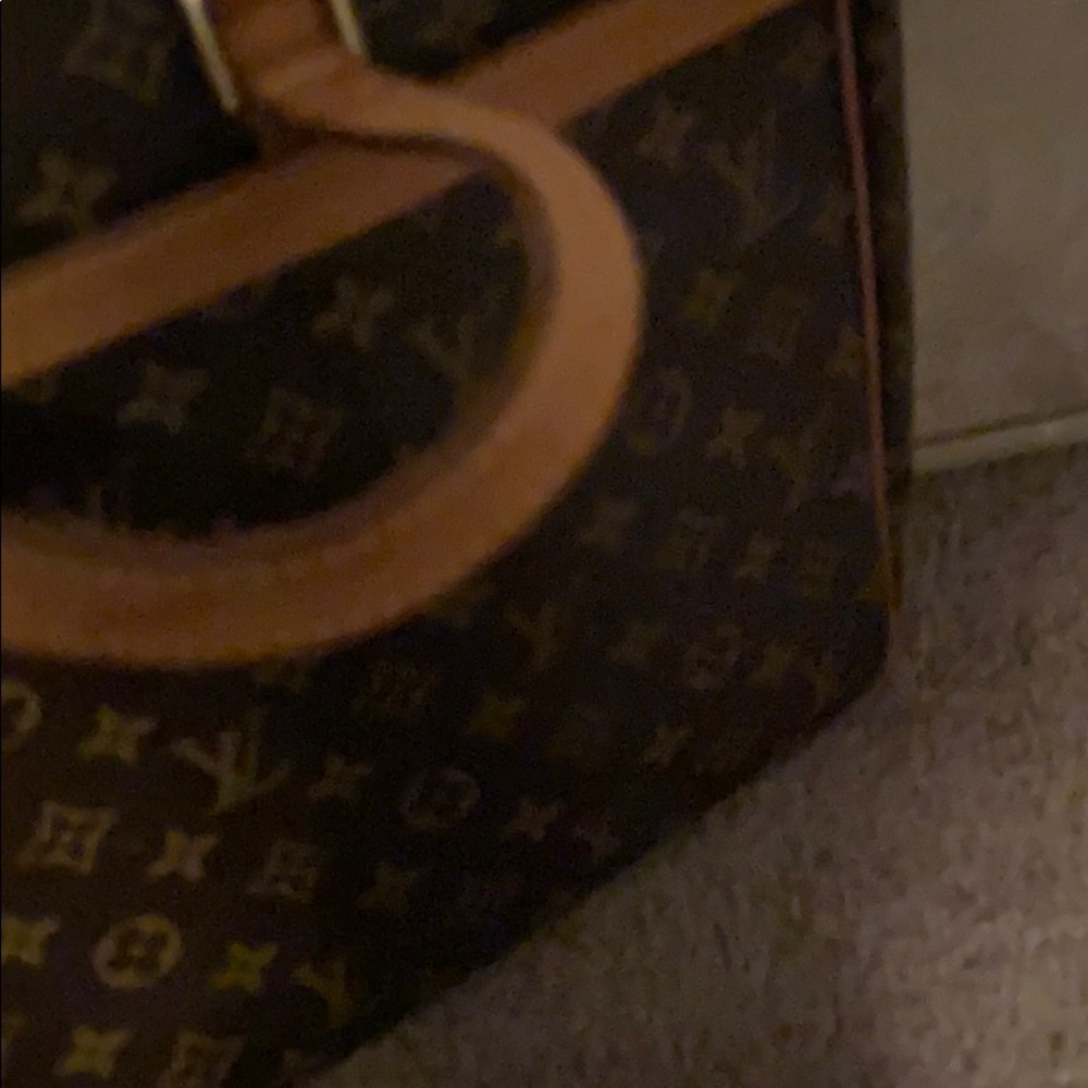 Louis Vuitton Bag 💼 authentic - Picture 2 of 5